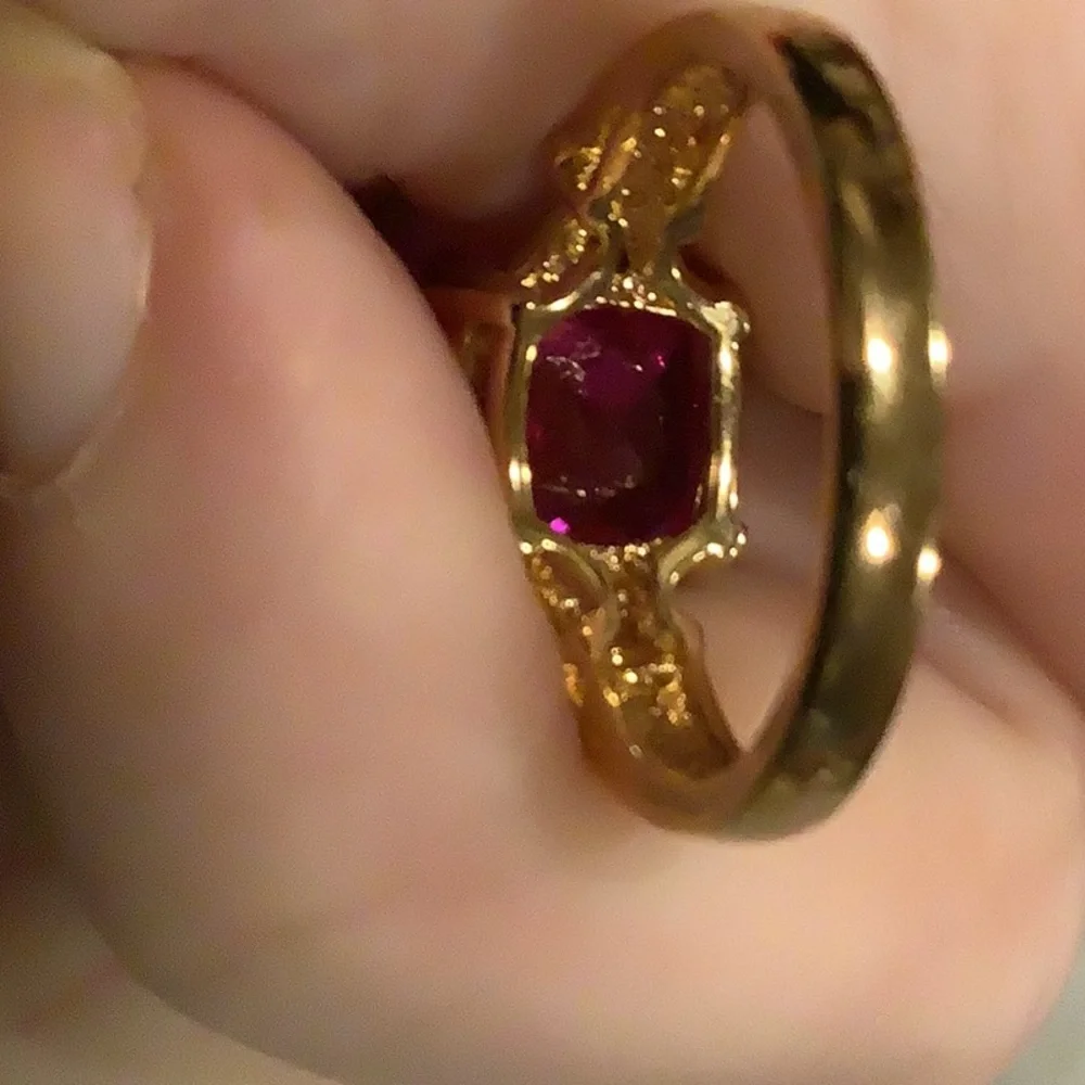 Candy Pink Stone Cocktail Ring - Picture 3 of 3